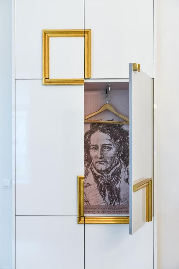 Slovenian Art Story Apartment ลูบลิยานา ภายนอก รูปภาพ