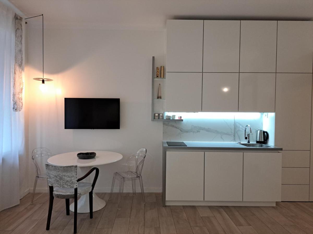 Slovenian Art Story Apartment ลูบลิยานา ภายนอก รูปภาพ