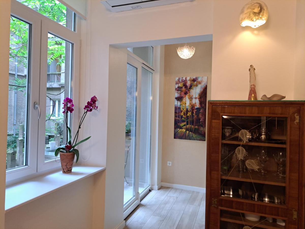 Slovenian Art Story Apartment ลูบลิยานา ภายนอก รูปภาพ