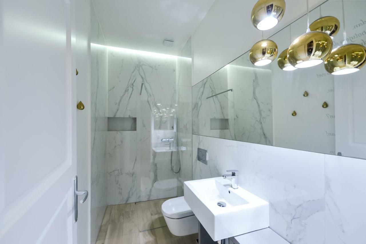 Slovenian Art Story Apartment ลูบลิยานา ภายนอก รูปภาพ