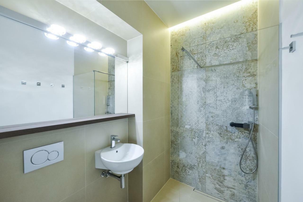 Slovenian Art Story Apartment ลูบลิยานา ภายนอก รูปภาพ